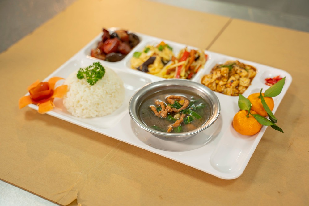 Suất ăn công nghiệp